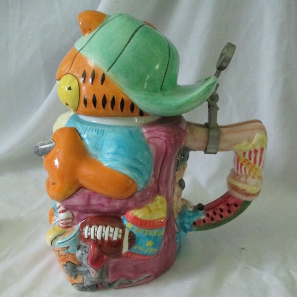 Garfield "Weekend Warrior" Stein - Picture 2 of 8